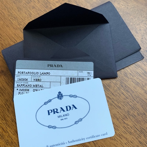 Prada Saffiano Leather Ziparpund Wallet Black - Picture 6 of 7